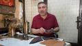 Tek ba��na �retiyor: Satt��� �lkeleri saya saya bitiremedi