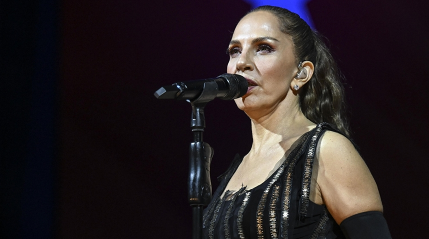 Sertab Erener Bodrum'a yerleşti! L&uuml;ks evi dikkat &ccedil;ekti