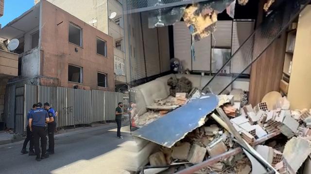 Küçükçekmece'de bina kısmi çöktü! 3 işçi duvarın altında kaldı