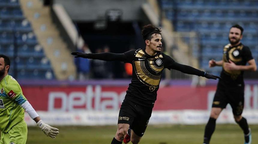 Serdar G&uuml;rler Galatasaray'ın teklifine sıcak bakıyor!