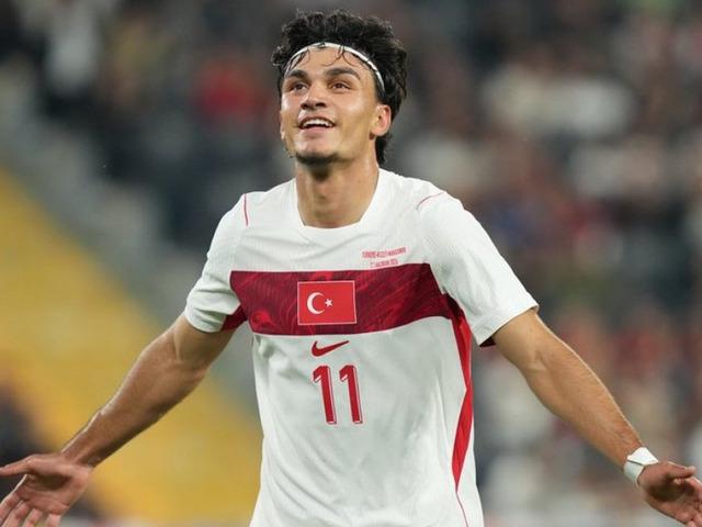 Can Uzun adım adım Galatasaray'a geliyor! Gemileri yaktı, yeni teklif yolda