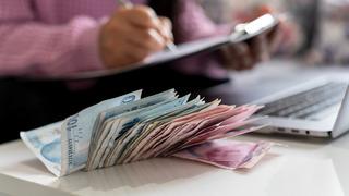 Milyonlarca emekliyi ilgilendiriyor: Kök maaş değişiyor