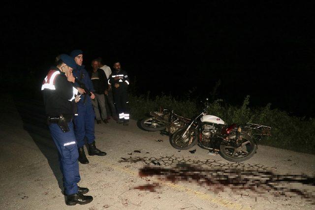 Düzce'de motosiklet kazası: 1'i ağır 3 yaralı<br />
