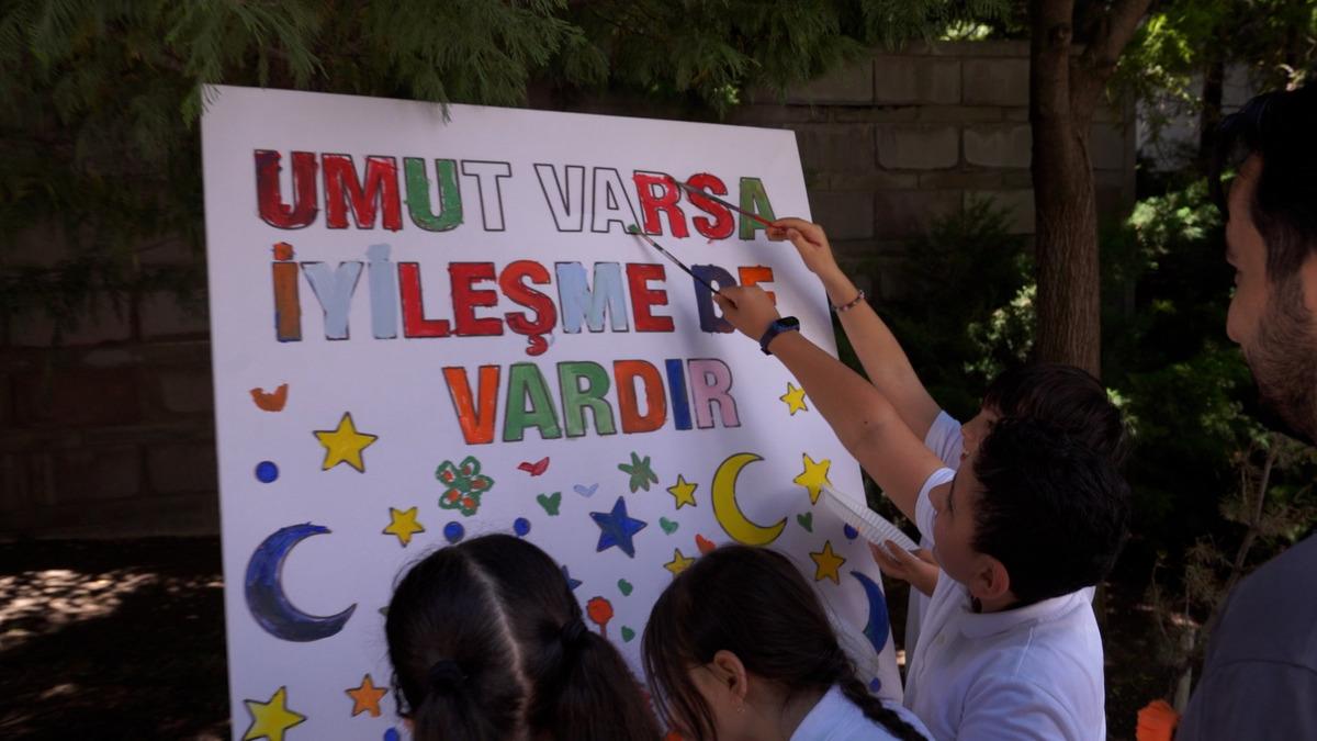 L&Ouml;SEV L&ouml;semili &Ccedil;ocuklar K&ouml;y&uuml;&rsquo;nde oyun parkı yenilendi 5