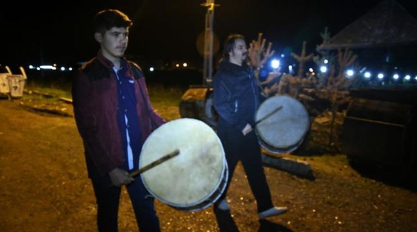 Ramazan davulcuları mesaiye başladı
