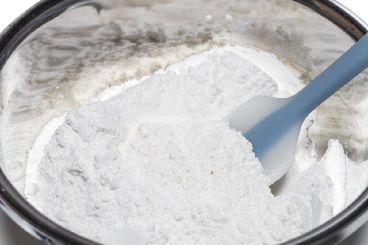 Camlardaki polen ve kir dakikalar içinde temizleniyor! Sırrı mutfaktaki o malzeme 2