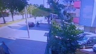 Yer: Antalya! Genç kadını çocuğunun yanında tekme tokat dövüp kayda aldılar