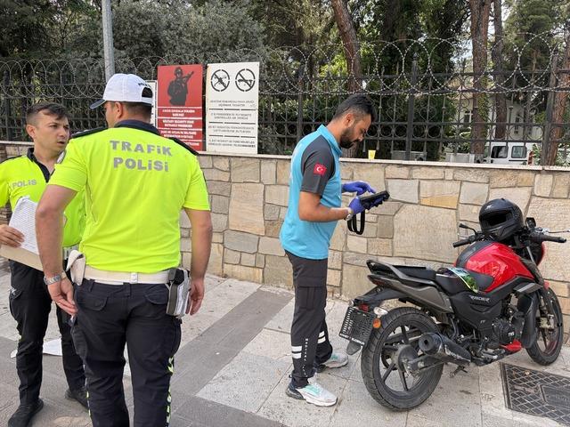 Denizli de motosiklet kazası: Lise öğrencisi hayatını kaybetti 1