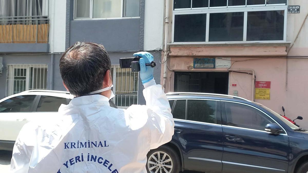 Kötü koku ekipleri harekete geçirdi! Modacı evinde ölü bulundu 2