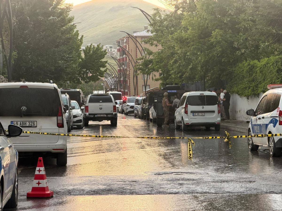 İşitme engelli kardeşini vuran saldırganı polis etkisiz hale getirdi 1
