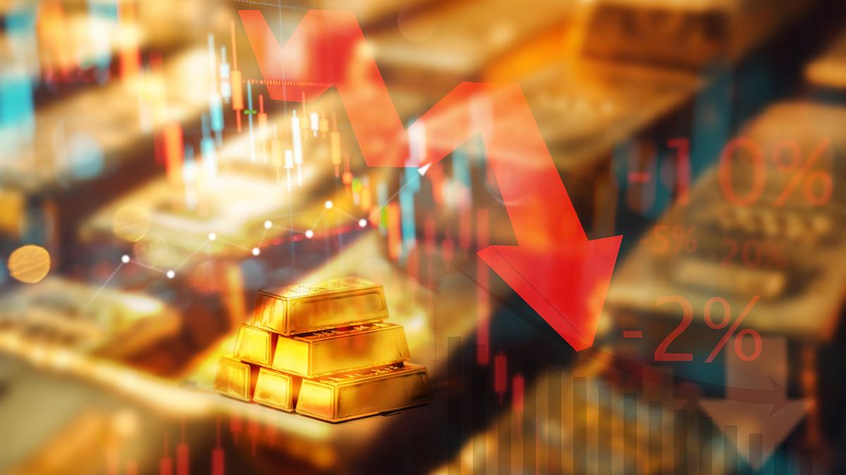 Altın için dev bankadan yeni tahmin: Altın daha da düşer mi?