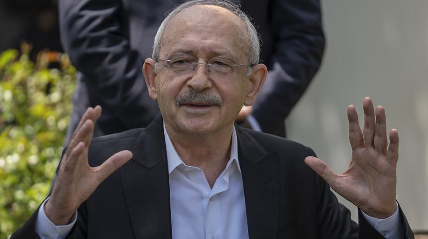'Kılı&ccedil;daroğlu'nun elindeki belgeleri biliyorum' diyerek &ouml;n&uuml;m&uuml;zdeki g&uuml;nleri işaret etti