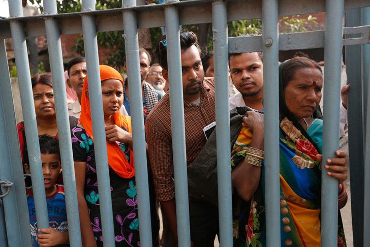 Hindistan'da üst geçit çöktü: 18 ölü  G2