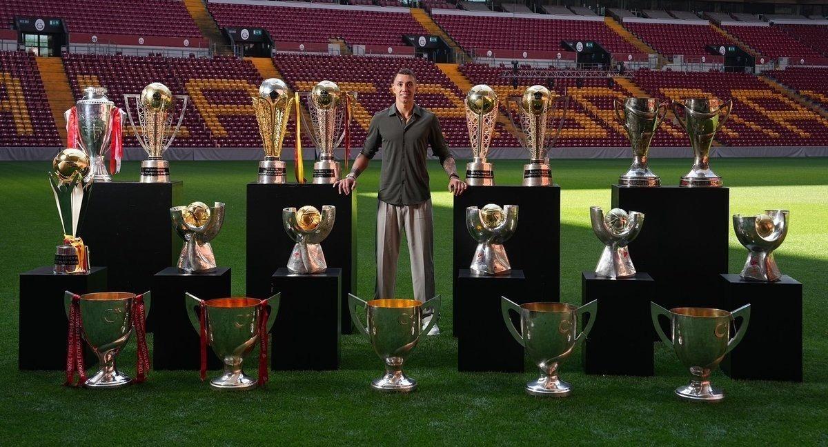 Fenerbahçeli Lugano dan yıllar sonra gelen Galatasaray itirafı! 3