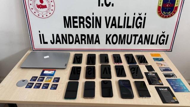 Mersin'de sahte ilanlarla dolandırıcılık yaptıkları iddia edilen 18 şüpheli tutuklandı