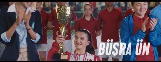 Paralimpikte ilk Türk kadın tenisçi Büşra, reklam yıldızı oldu