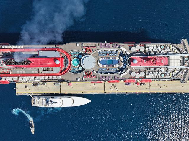Bodrum'a "Scarlet Lady" kruvaziyeriyle 2 bin 521 turist geldi