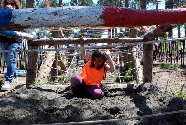 Survivor'dan etkilenip, köy okulunda ‘Melenvivor’u kurdular