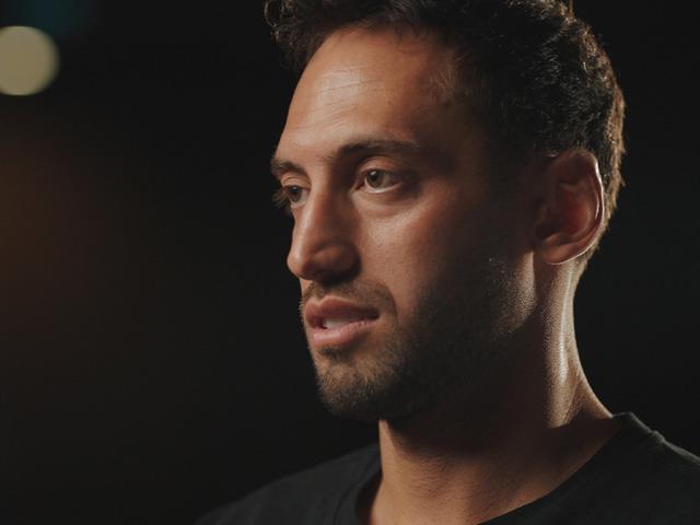 Milli takımda Hakan &Ccedil;alhanoğlu D&uuml;nya Kupası favorisini a&ccedil;ıkladı!
