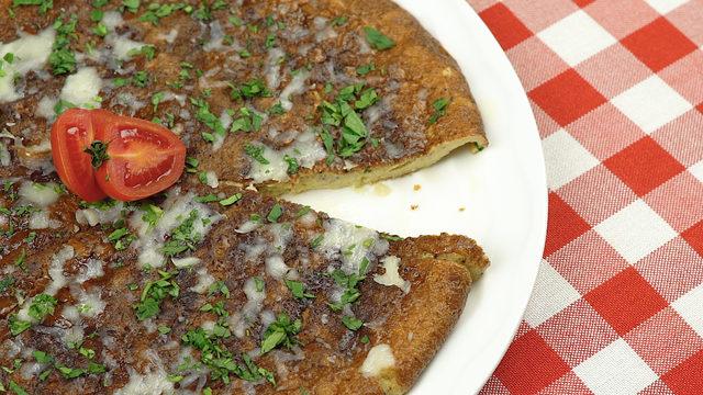 Yulaflı omlet tarifi: Uzun süre tok tutan öğün