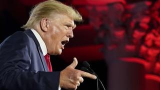 Son dakika: ABD Başkanı Trump k&ouml;pr&uuml;leri attı: "İran'a &ccedil;ok sert saldıracağız"