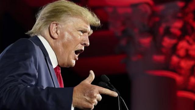 Trump k&ouml;pr&uuml;leri attı: "İran'a bug&uuml;n &ccedil;ok sert saldıracağız"