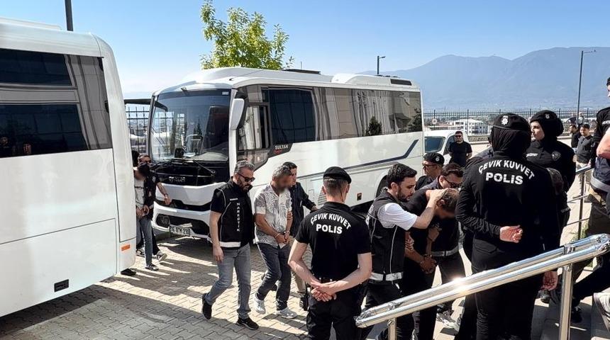 Bursa&rsquo;da hava destekli uyuşturucu operasyonu: 17 tutuklama
