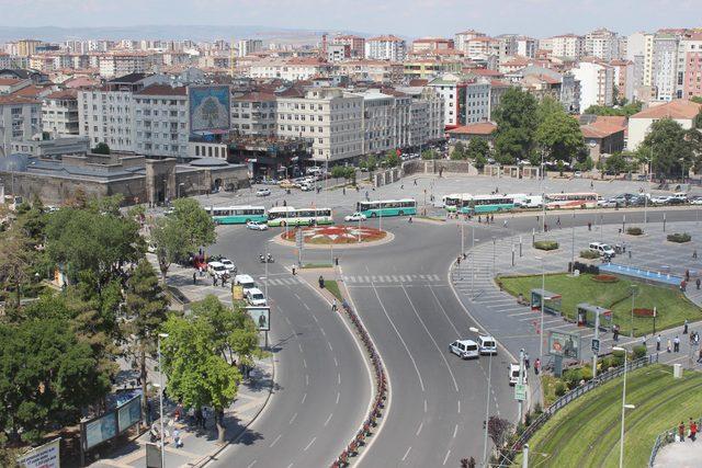 Kent Meydanı’nda şüpheli elektrikli süpürge paniği