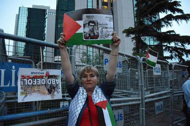 CHP'lilerden İsrail Konsolosluğu önünde eylem