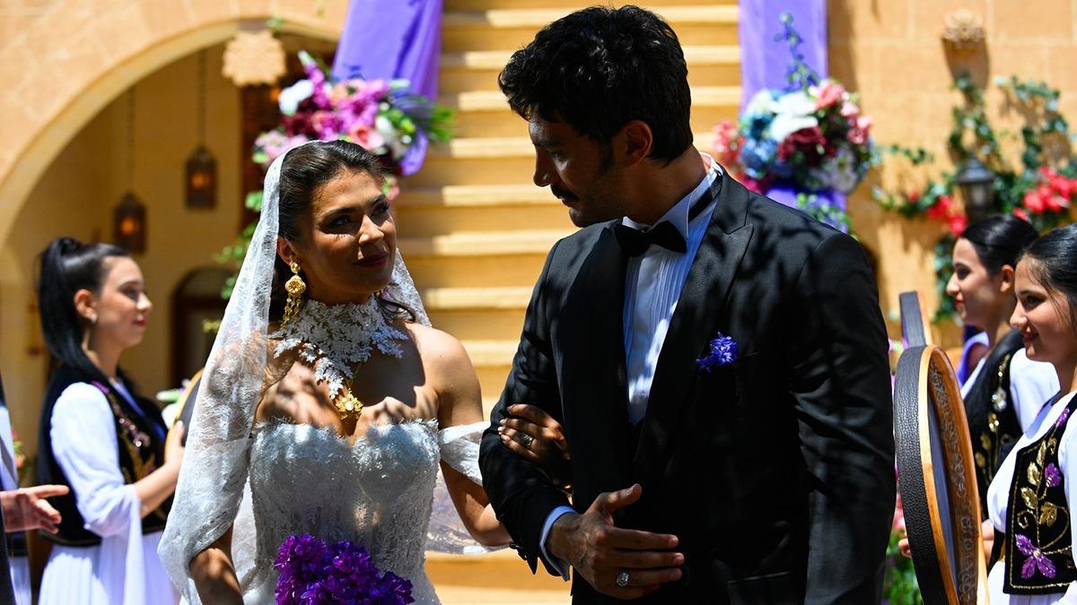 Halef Melek diziden ayrılıyor mu? Aybüke Pusat için karar verildi 1