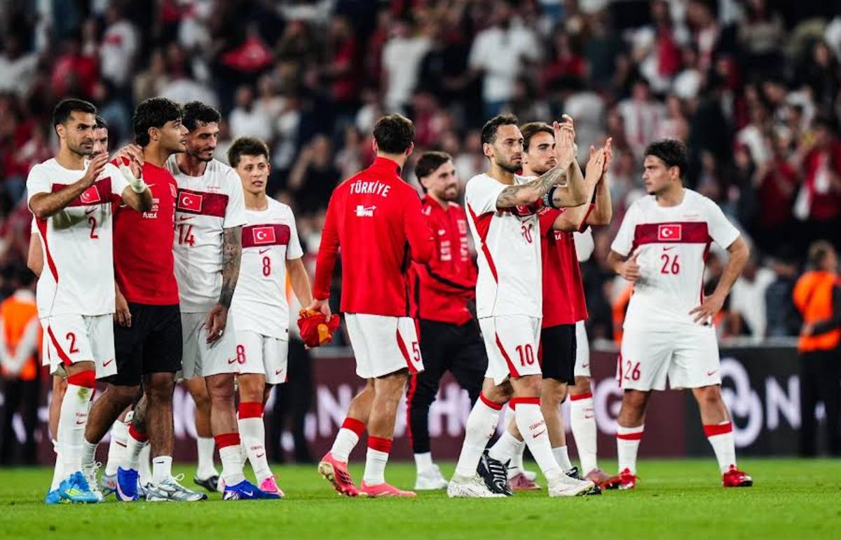Milli Takım da iki ayrılık birden! Türkiye ye geri dönüyorlar 1