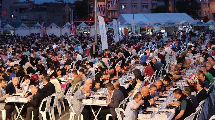 İftara ne kadar kaldı? Ramazan'ın 2. günü için İl il iftar vakitleri