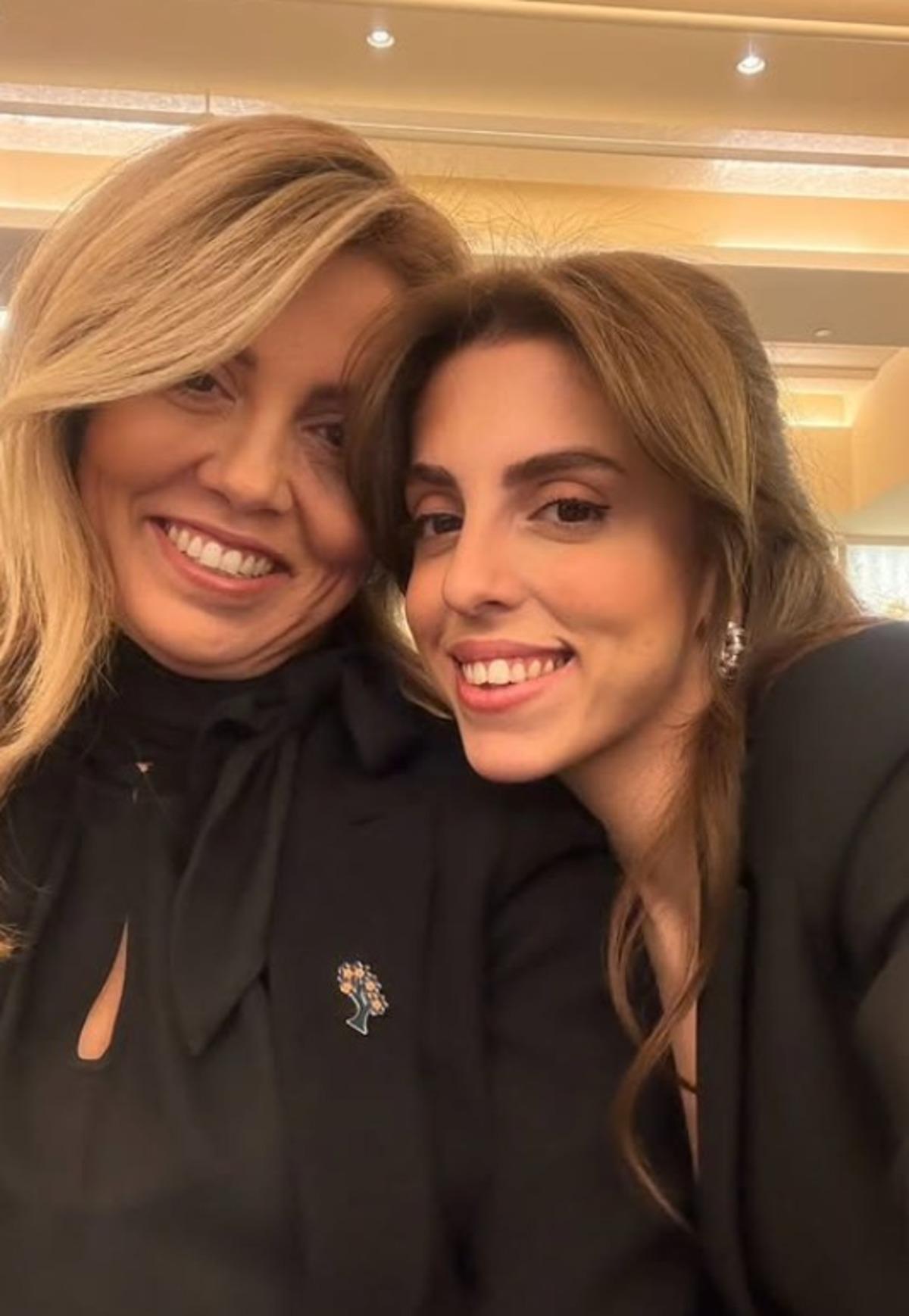 Esra Erol un avukatı Hülya Kuran ın kızı Zeynep güzelliğiyle gündem oldu! Herkes aynı şeyi söyledi 4