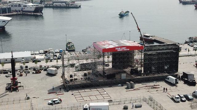 - Yenikapı'da Kudüs Mitingi için hazırlıklar sürüyor