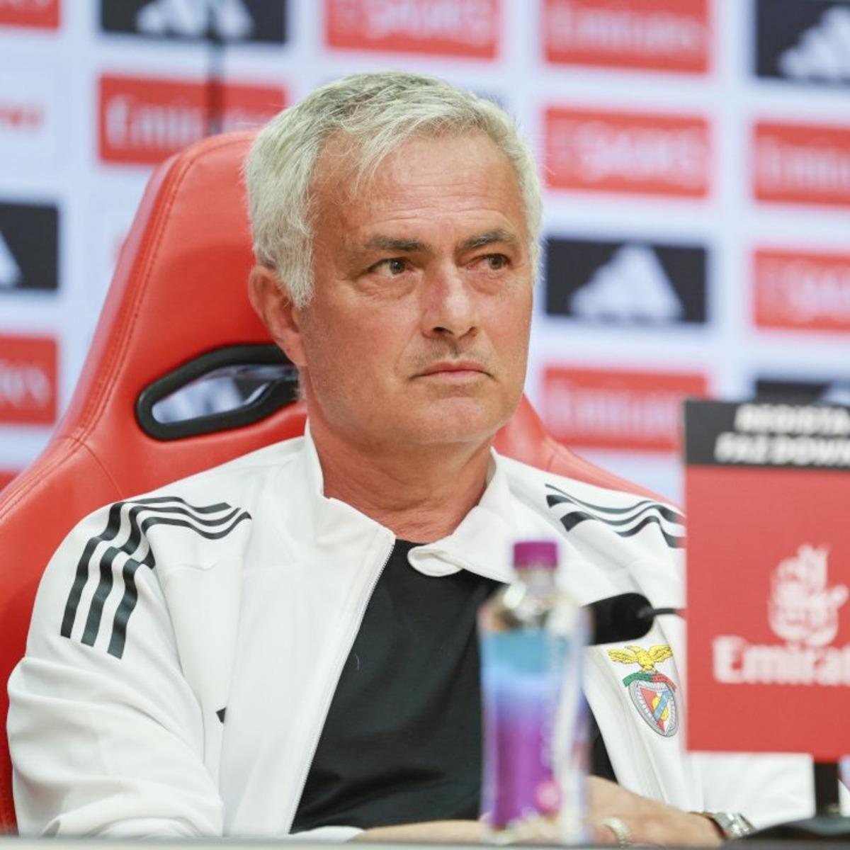 Real Madrid Jose Mourinho yu resmen açıkladı! 3
