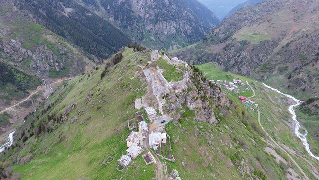 Karadeniz'in en yükseğindeki kalenin restorasyonunda sona gelindi