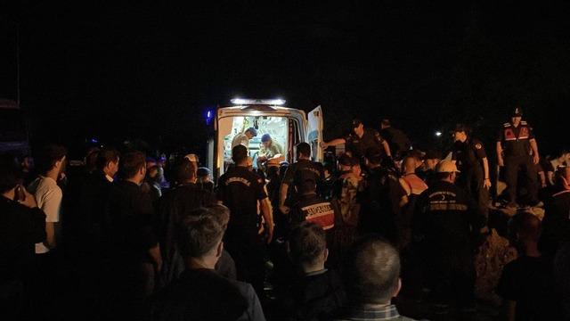 Kastamonu'da toprak altında kalan işçinin cansız bedenine ulaşıldı