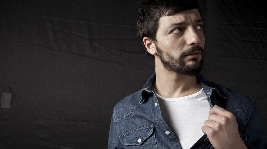 Konak’ta 19 Mayıs Mehmet Erdem konseriyle kutlanacak