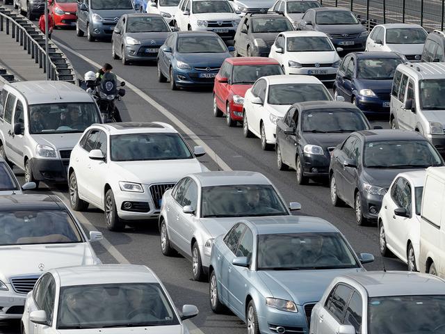 Milyonlarca ara&ccedil; sahibini ilgilendiriyor! Trafik sigortasında yeni d&ouml;nem 