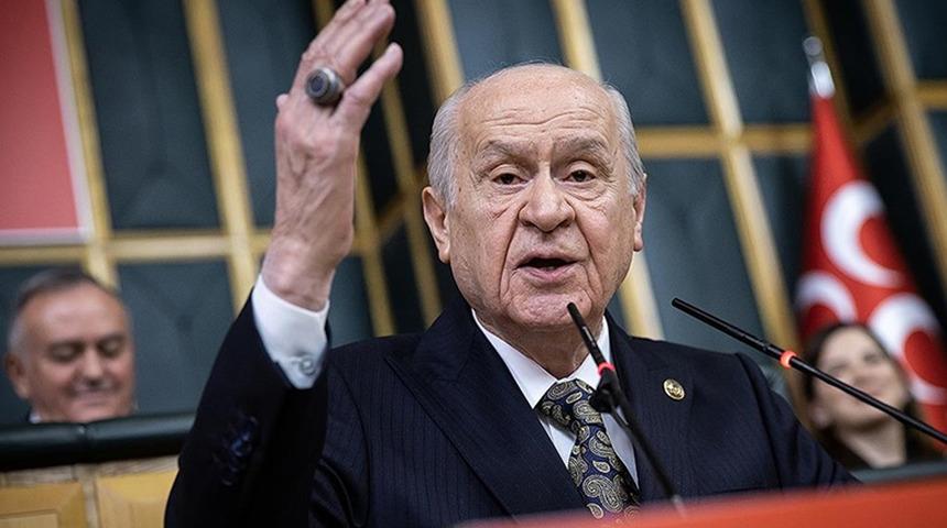  Devlet Bah&ccedil;eli'den &Ouml;zg&uuml;r &Ouml;zel'e: "Bu yol doğru yol değil"