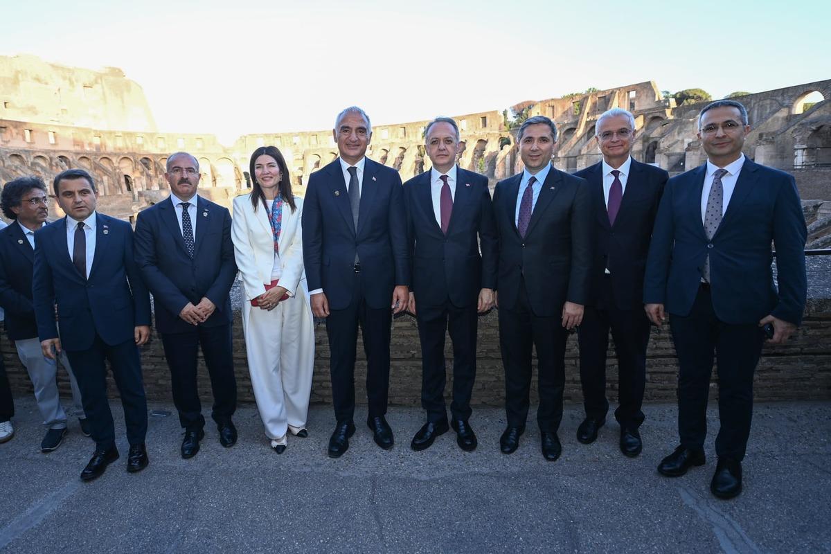 İtalya K&uuml;lt&uuml;r Bakanı Giuli: &ldquo;T&uuml;rkiye k&uuml;resel bir referans noktasıdır&rdquo; 1