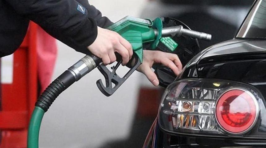 Benzine 7 kuruş zam geliyor