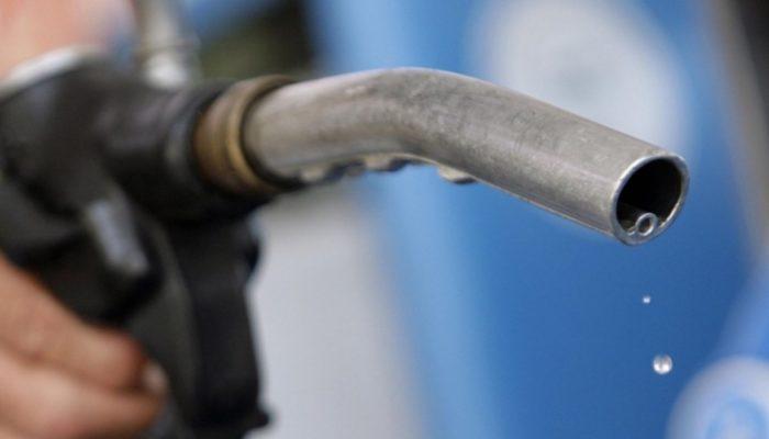 İran'da benzine yüzde 50 zam