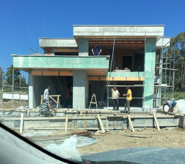 Datça'da kaçak inşaatın yapımı devam ediyor