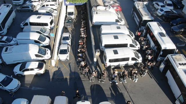 113 adrese eş zamanlı baskın! Barış Boyun suç örgütüne yeni darbe: 45 kişi adliyeye sevk edildi 7