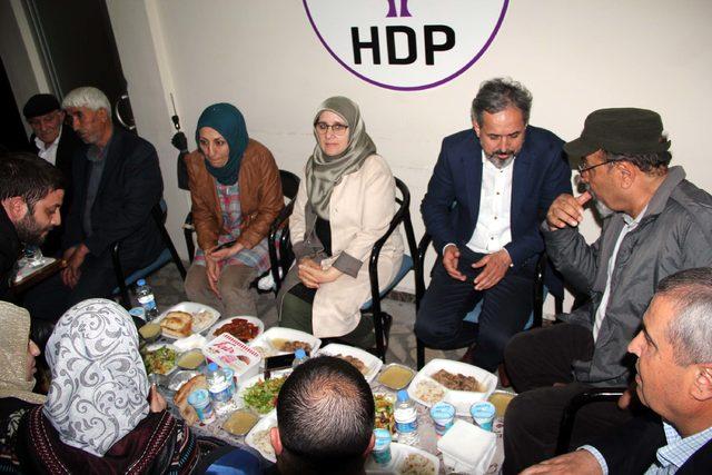 HDP'li Kaya: Meslek sahibi insanlar, ülkemizden nasıl kaçacaklarının dertlerine düştüler
