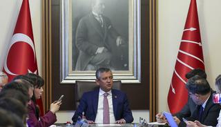 &Ouml;zg&uuml;r &Ouml;zel'den yeni parti a&ccedil;ıklaması: "O zaman mecburen kurulur"