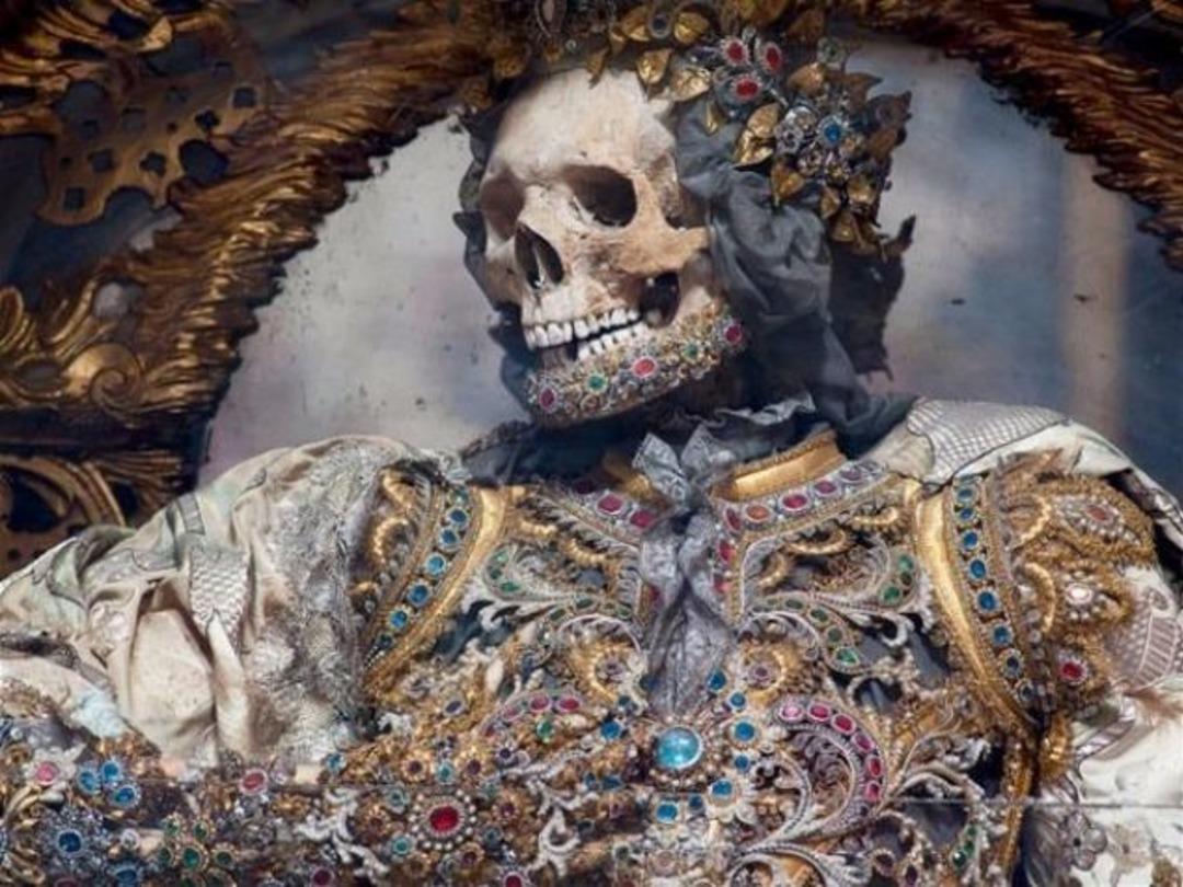 Mezardan &ccedil;ıktı! İşte 2 bin yıllık gizem