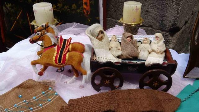 Erzurum&rsquo;da "Yaşayan değerlerin sanat yolculuğu" sergisine yoğun ilgi 1