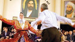 Din kültürü öğretmeninden Aleviler hakkında skandal sözler!